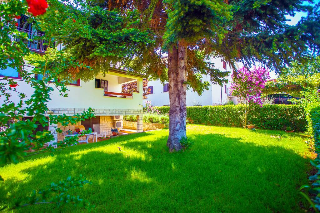 Apartment Pinia Poreč Exteriér fotografie
